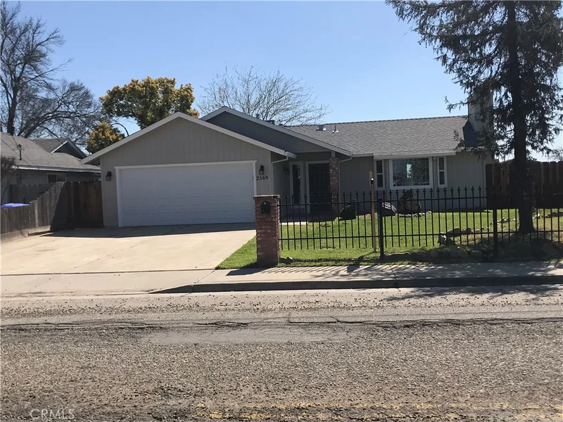 2569 Dan Ward, Merced, CA 95348