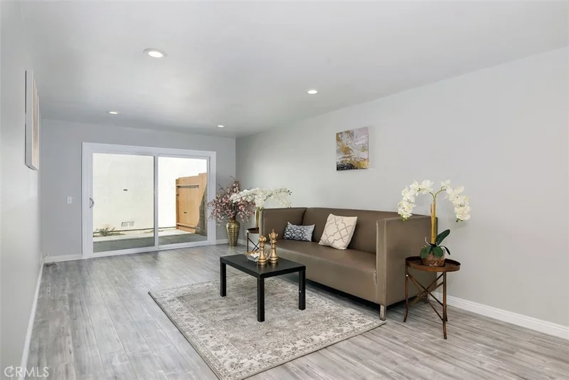 10128 Decima, Westminster, CA 92683