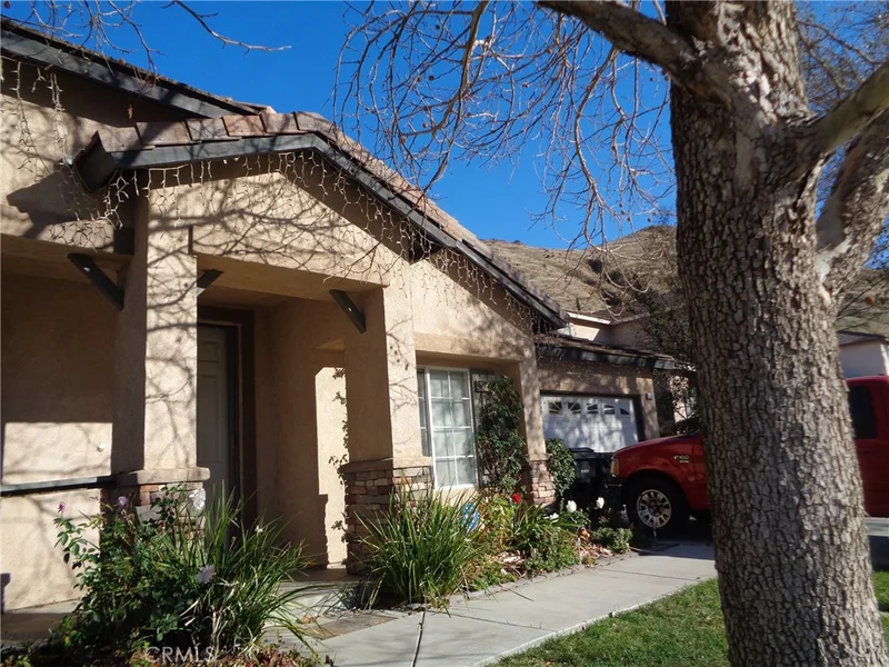 11661 Via Montana, Fontana, CA 92337