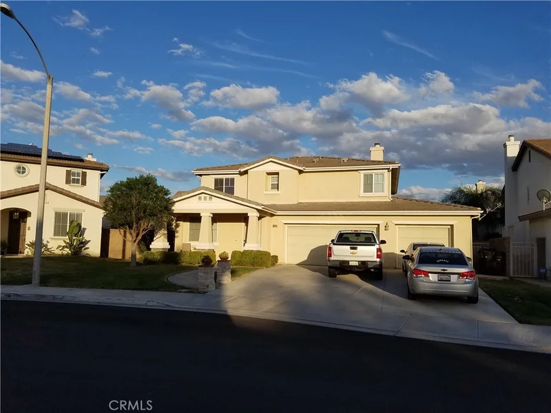 6264 Lyndsey, Eastvale, CA 92880