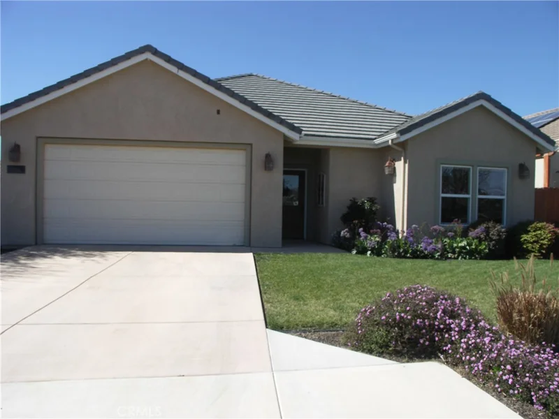 866 16th, Grover Beach, CA 93433