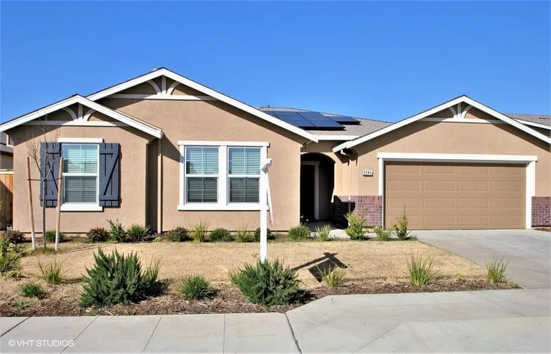 5541 Laurite, Fresno, CA 93727