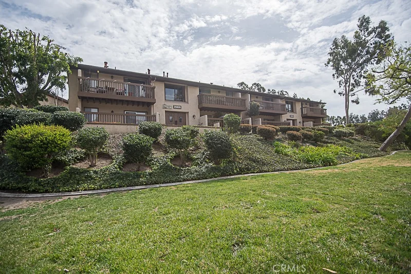 25805 Marguerite #B204, Mission Viejo, CA 92692