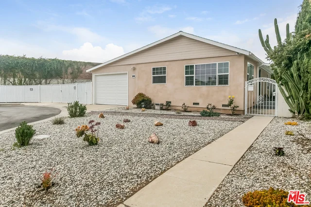 11323 Havelock, Culver City, CA 90230