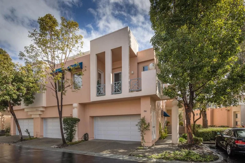 788 Lakeshore, Redwood City, CA 94065