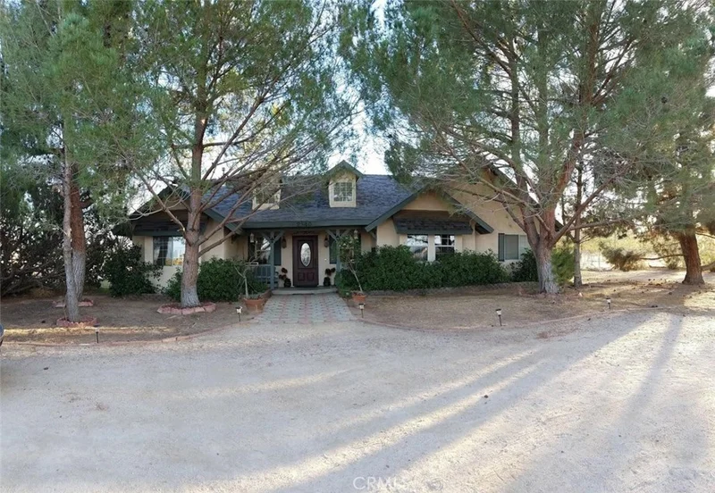 2540 Avenue N12, Palmdale, CA 93551
