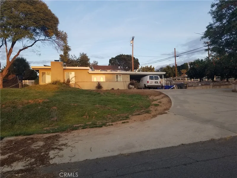 907 Knoll Park, Fallbrook, CA 92028