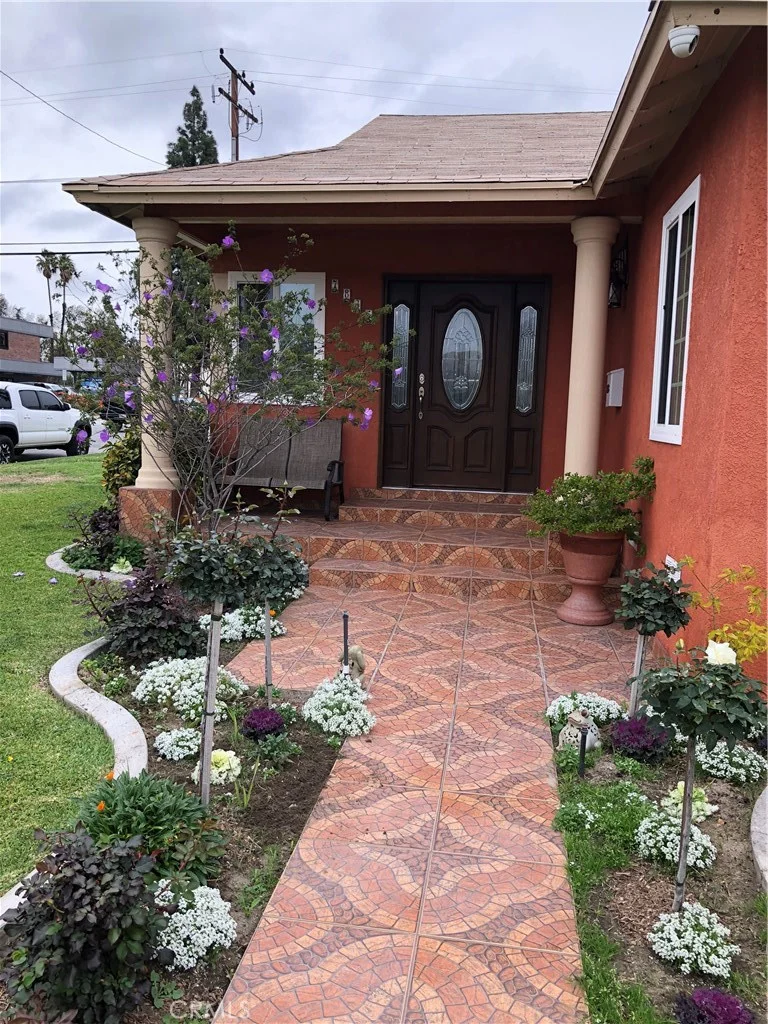 7835 Lyndora, Downey, CA 90242