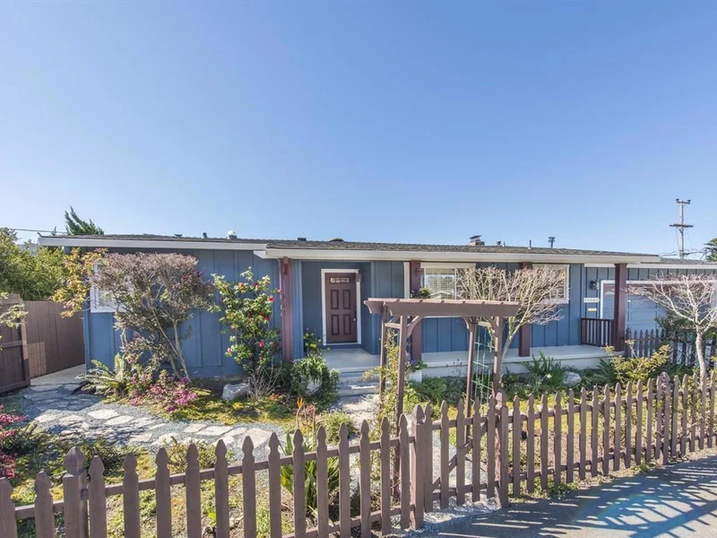 1048 Manzanita, Pacifica, CA 94044