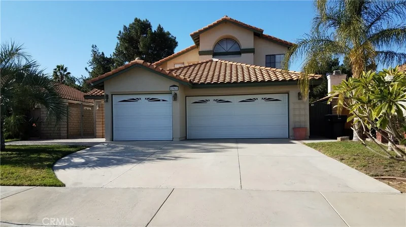 2941 Coventry, Corona, CA 92879