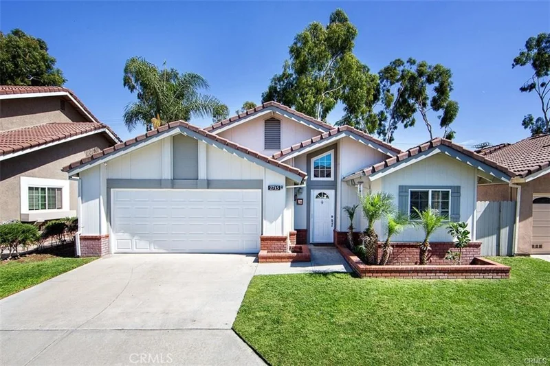 2715 River Trail, Orange, CA 92865