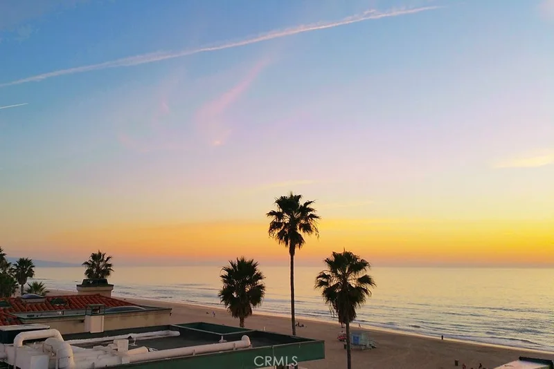 4303 The Strand, Manhattan Beach, CA 90266