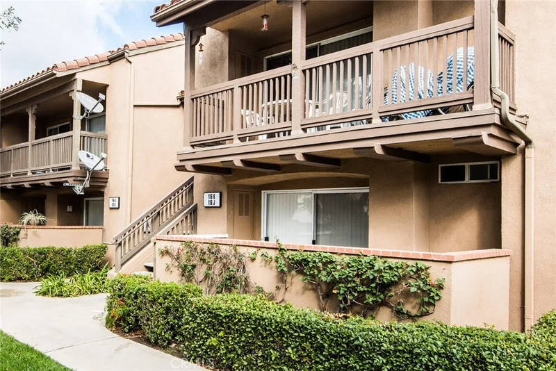 116 Mine Canyon #H, Orange, CA 92869