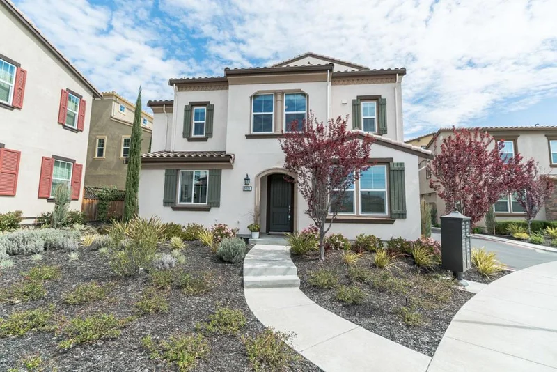 3021 Vittoria Loop, Dublin, CA 94568
