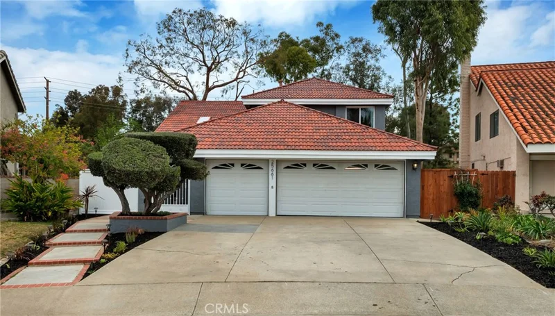 25661 Hazelnut, Lake Forest, CA 92630