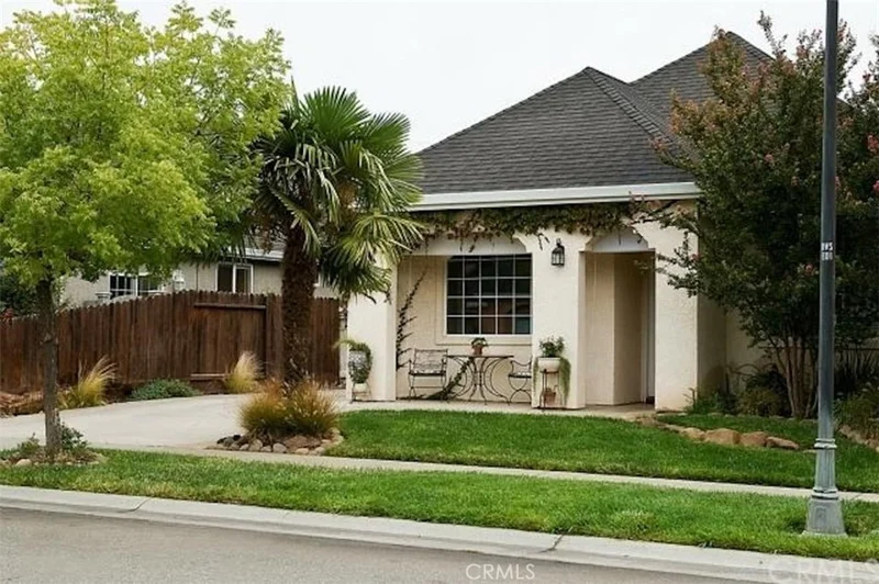 1873 Devonshire, Chico, CA 95928