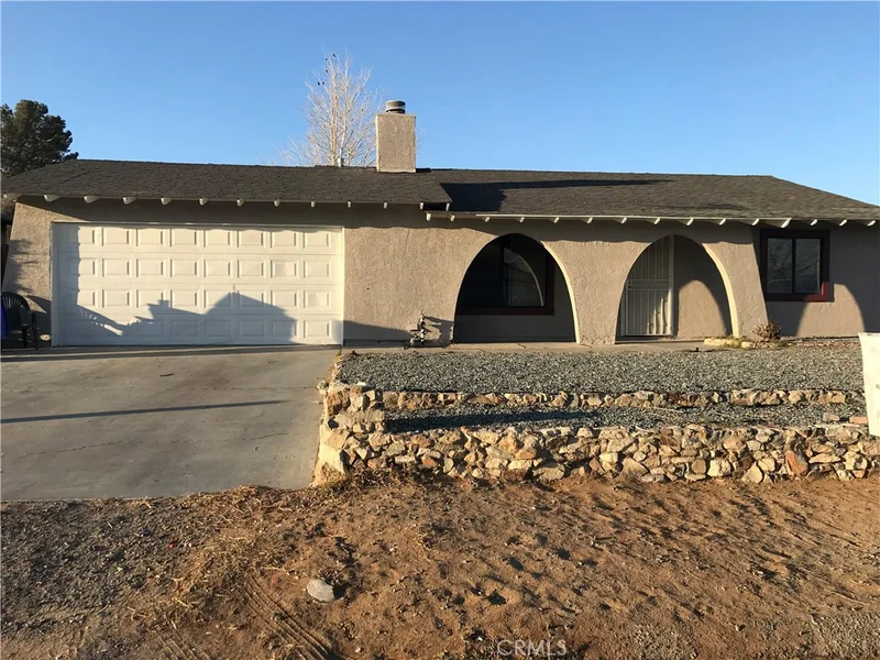 10413 Buckboard, Adelanto, CA 92301