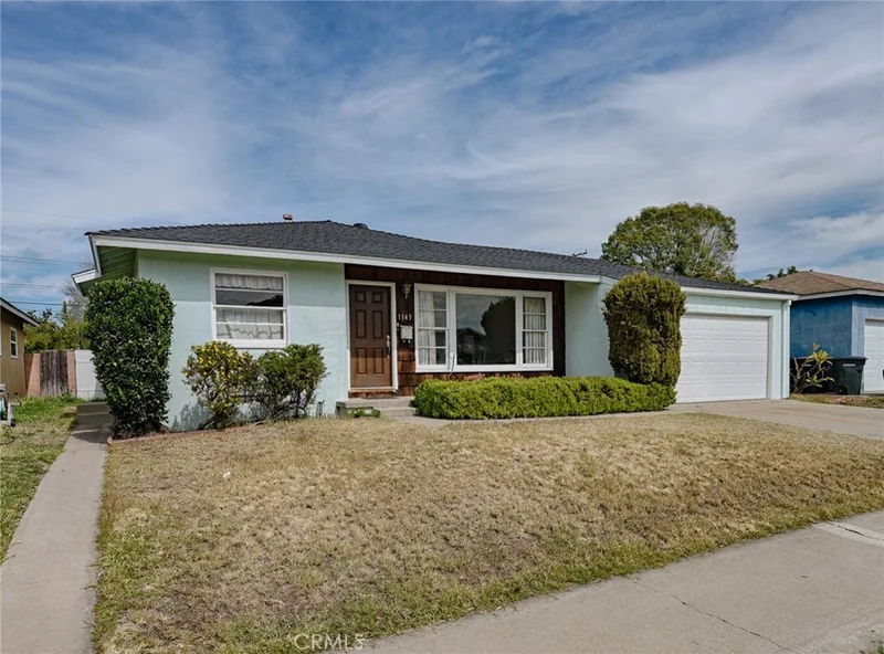 1143 Mayfair, Orange, CA 92867