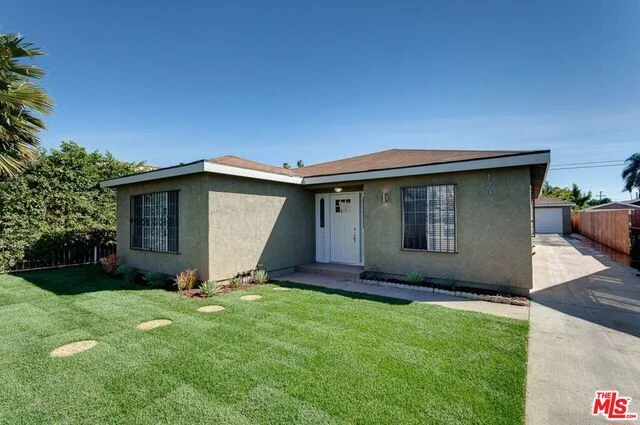 1232 61st, Los Angeles, CA 90044
