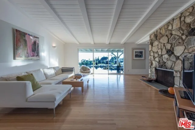 1013 Glenhaven, Pacific Palisades, CA 90272