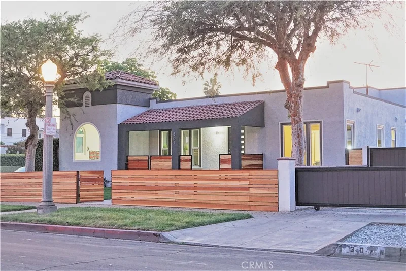 301 Windsor, Los Angeles, CA 90004