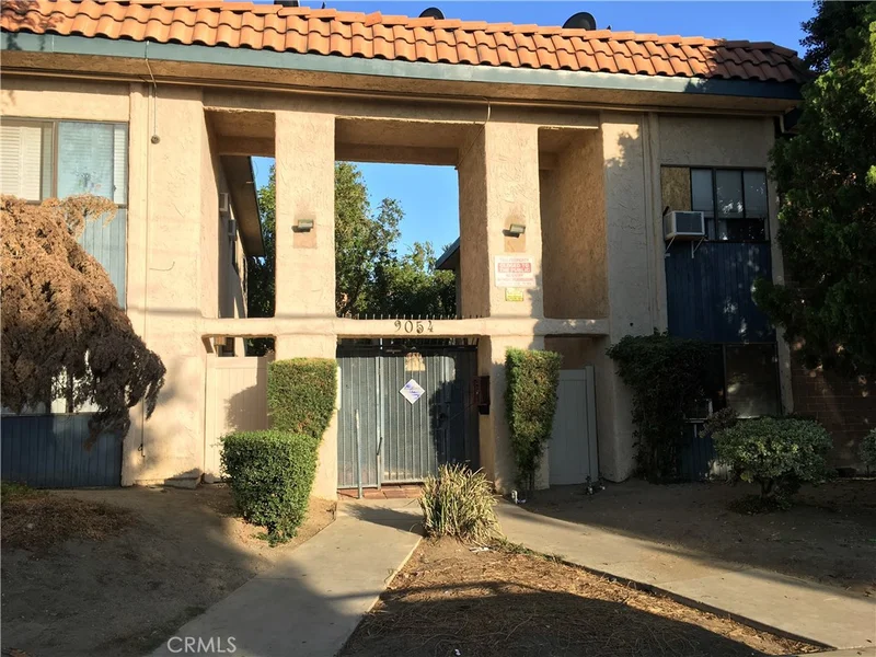 9054 Willis #17, Panorama City, CA 91402