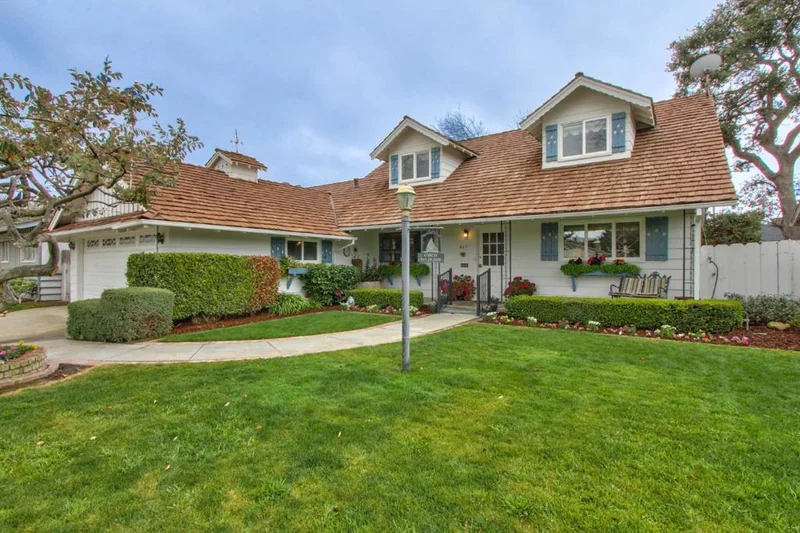 845 Los Palos, Salinas, CA 93901
