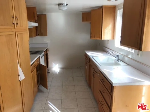 633 Loop, Camarillo, CA 93010