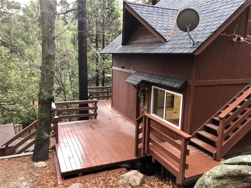 458 Clubhouse, Twin Peaks, CA 92391