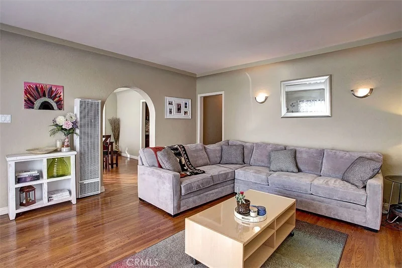 2737 Magnolia, Long Beach, CA 90806
