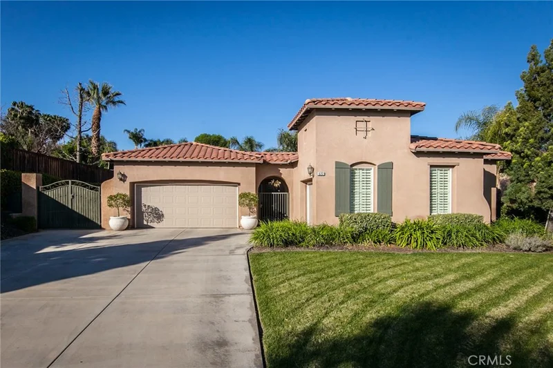 522 Acacia, Redlands, CA 92373
