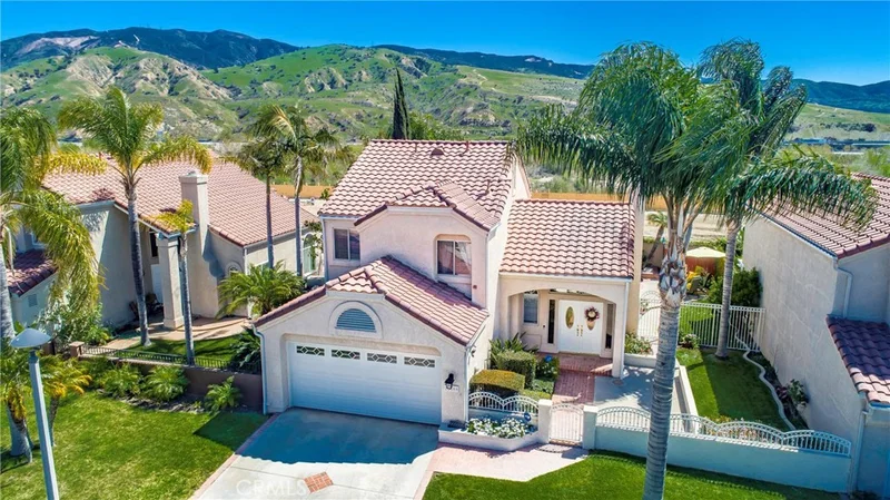 25588 Aragon, Yorba Linda, CA 92887