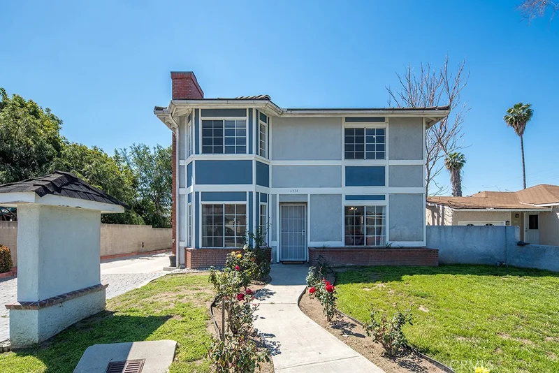 11534 Basye, El Monte, CA 91732