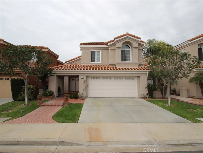 23 Comiso, Irvine, CA 92614