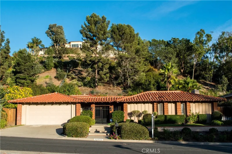 10482 Boca Canyon, Cowan Heights, CA 92705