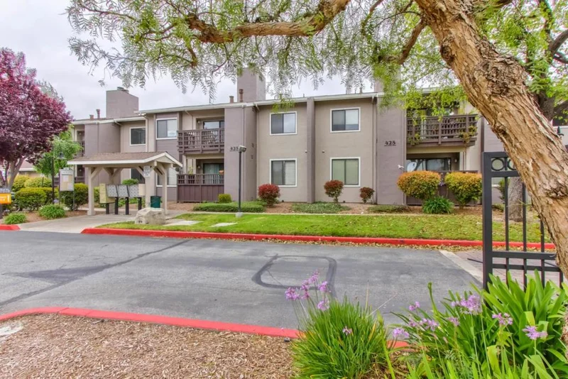 425 Laurel #G, Salinas, CA 93906