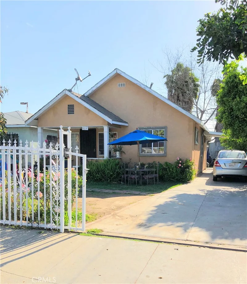 8614 Elm, Los Angeles, CA 90002