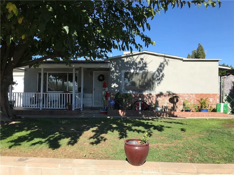27132 13th, Highland, CA 92346