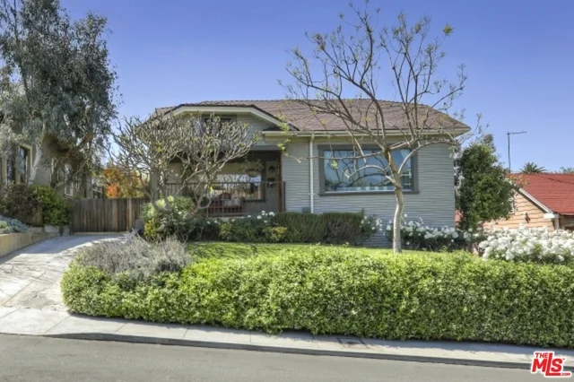 1245 S Lucerne, Los Angeles, CA 90019