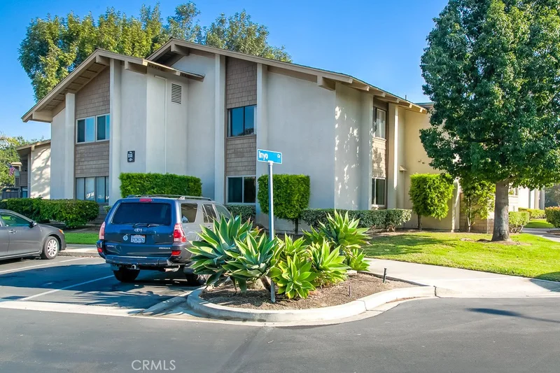 8888 Lauderdale Court #215B, Huntington Beach, CA 92646
