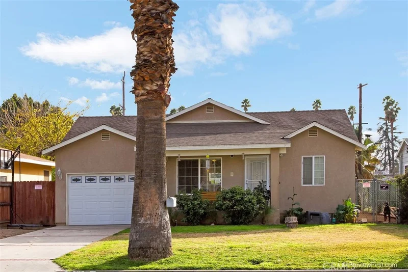 4290 Gardena, Riverside, CA 92506