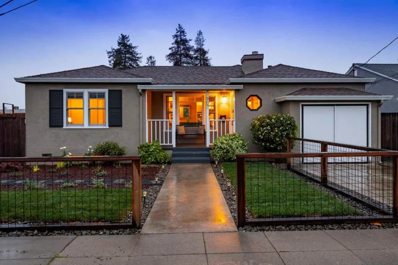 907 Montgomery, San Carlos, CA 94070