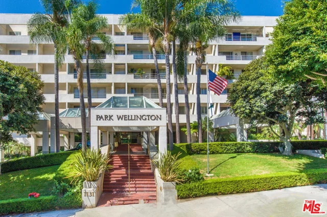 1131 Alta Loma #118, West Hollywood, CA 90069