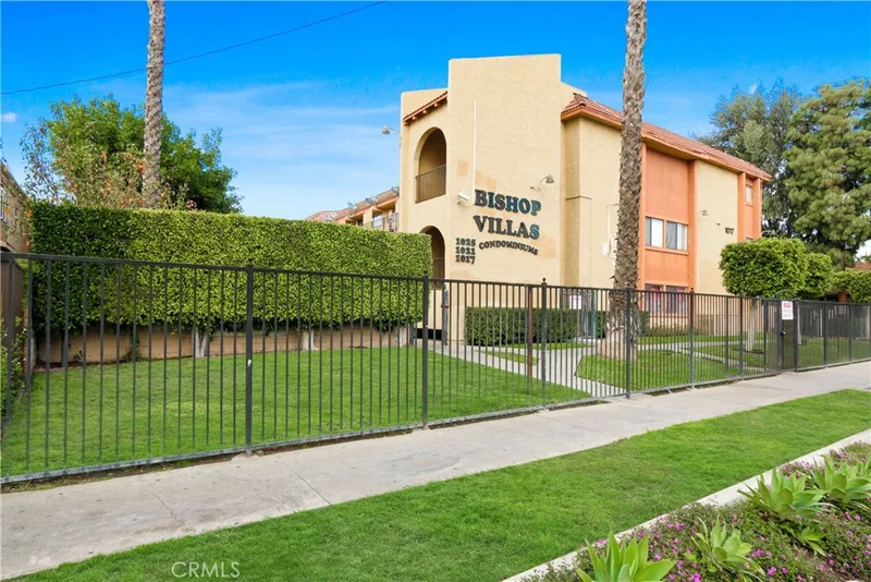 1017 Bishop #102, Santa Ana, CA 92703