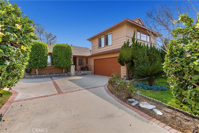 8862 Syracuse Avenue, Anaheim, CA 92804