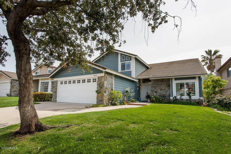 30002 Rainbow Crest, Agoura Hills, CA 91301