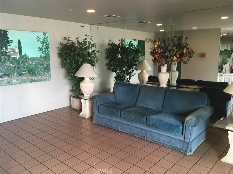 11410 Brookshire #221, Downey, CA 90241