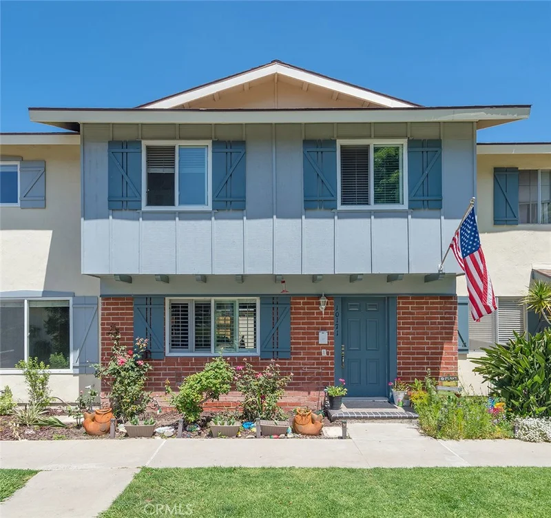 10171 Holburn, Huntington Beach, CA 92646