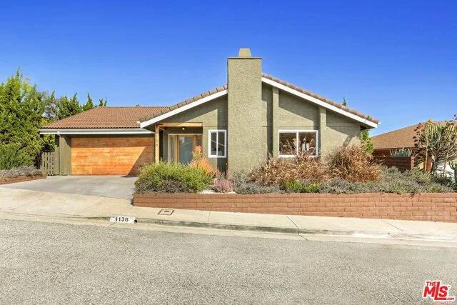 1136 Toledo, Los Angeles, CA 90042