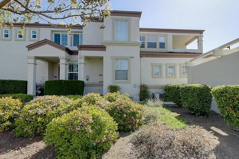 854 Basking, San Jose, CA 95138